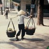 Chiếc đòn gánh tre trong tiềm thức Việt