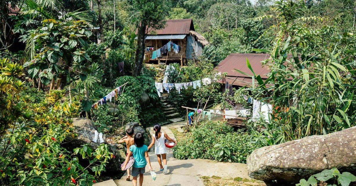 Ngôi làng Mawlynnong sạch nhất Châu Á thu hút khách du lịch