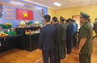 Tưởng nhớ các liệt sĩ quân tình nguyện Việt Nam hy sinh vì nền độc lập, tự do của đất nước Campuchia.
