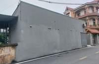 Thửa đất ông Trung đã được cấp sổ đỏ nhưng ông Sơn xây nhà cho thuê trọ.