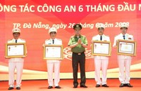 Thiếu tướng Vũ Hồng Văn được trao Huân chương Quân công hạng Nhì do đã có thành tích đặc biệt xuất sắc