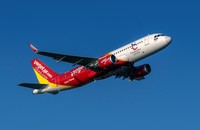 Tàu bay Thai Vietjet cất cánh.