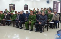 Các bị cáo tại tòa.