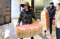 Nhiều đoàn cứu trợ đang hướng về miền Trung.