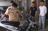 Đối tượng Nguyễn Vinh và chiếc xe máy gây tai nạn