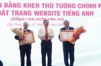 Trường Đại học Nam Cần Thơ vinh dự nhận bằng khen của Thủ tướng