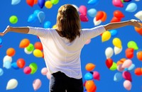 Sống tích cực – đặc biệt trong quãng thời gian khó khăn này – giúp mạnh khỏe tinh thần và thể chất.