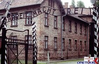 Trại Auschwitz nơi những người tù khổ sai bị dùng để thử nghiệm thuốc