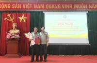 Cục Thi hành án dân sự tỉnh Thanh Hóa trao Quyết định nghỉ hưu đối với ông Dương Thái Sơn