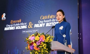 Bà Cao Thị Thanh Nga, Chủ tịch Công ty cổ phần đầu tư Reatimes Holding, Phó Viện trưởng Viện Nghiên cứu Bất động sản Việt Nam