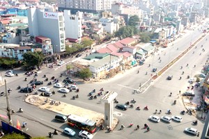Tuyến đường đoạn qua Hoàng Cầu nối Kim Liên - Ô Chợ Dừa