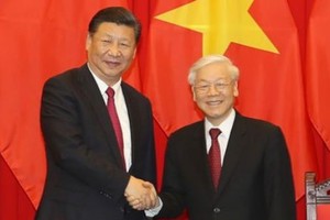 Tổng Bí thư, Chủ tịch nước Nguyễn Phú Trọng và Tổng Bí thư, Chủ tịch Trung Quốc Tập Cận Bình
tại chuyến thăm cấp Nhà nước của Tổng Bí thư, Chủ tịch Trung Quốc tới Việt Nam năm 2017