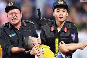 Bức ảnh đoạt giải Khoảnh khắc báo chí.