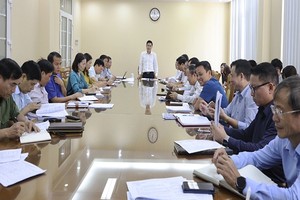 Phó Chủ tịch Thường trực UBND tỉnh Vũ Việt Văn phát biểu tại hội nghị.