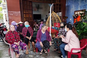 Người dân khu phố Phú Lạc hoang mang vì “vỡ hụi” hàng tỷ đồng