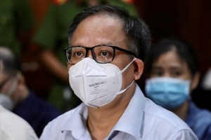 Bị cáo Tất Thành Cang tại phiên tòa.