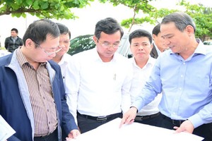Bí thư Thành ủy Đà Nẵng đi kiểm tra Dự án Nam Ô