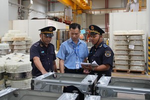 Xuất nhập khẩu hàng hóa của Việt Nam đạt mốc kỷ lục 700 tỷ USD