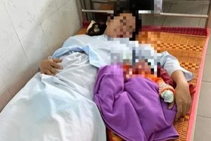 Chị Ngọc hạ sinh bé trai an toàn.