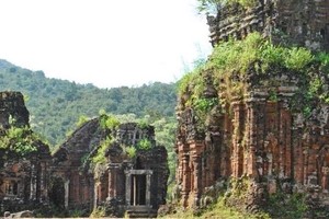 Thánh địa Mỹ Sơn thuộc xã Duy Phú, huyện Duy Xuyên, tỉnh Quảng Nam.