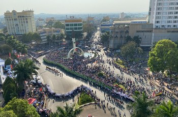 Bản tin trưa 15/3: Khai thác lợi thế du lịch cà phê