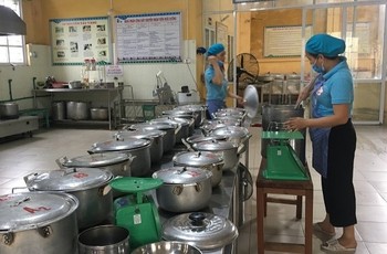 Bản tin tối 12/4: 4 đoàn sẽ kiểm tra an toàn thực phẩm trong vòng 1 tháng ở Hà Nội