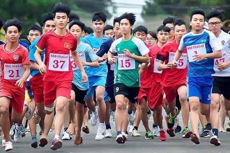 Du lịch chạy marathon là hoạt động thú vị và giúp cho sức khỏe được cải thiện rõ rệt. Hãy xem hình ảnh liên quan đến du lịch chạy marathon để khám phá những danh lam thắng cảnh đẹp nhất và tận hưởng những giây phút tuyệt vời cùng bạn bè và người thân. Hãy chinh phục những quãng đường dài và cảm nhận sự thăng hoa trong từng bước chân.