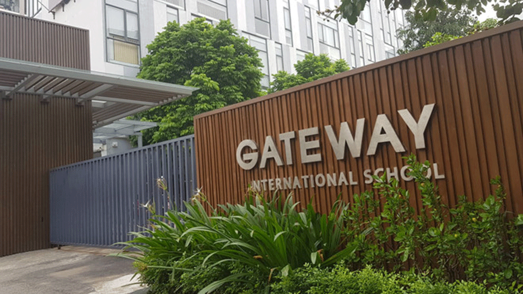 Hoãn phiên phúc thẩm vụ bé trai tử vong trên ô tô đón đến trường Gateway 