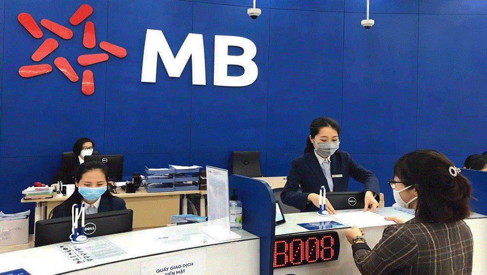 MB lọt Top 10 ngân hàng thương mại uy tín nhưng không vào Top 10 ngân hàng tư nhân uy tín (!?)