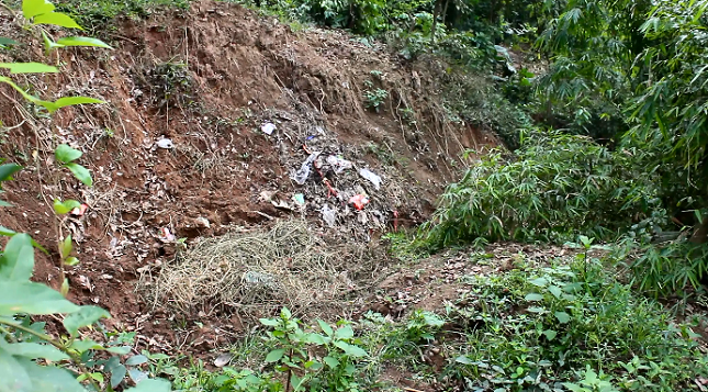 Hà Nội: Hàng trăm hộ dân nơm nớp nỗi lo mất đất, nứt nhà