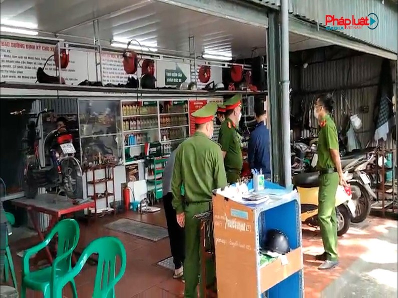 Tổ công tác của BCĐ 197 quận Hoàng Mai kiểm tra công tác phòng chống cháy nổ trên địa bàn phường Hoàng Liệt