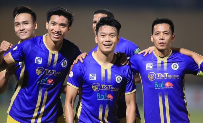 Trên sân Hàng Đẫy, CLB Hà Nội giành chiến thắng đậm đà 5-2 trước Nam Định.