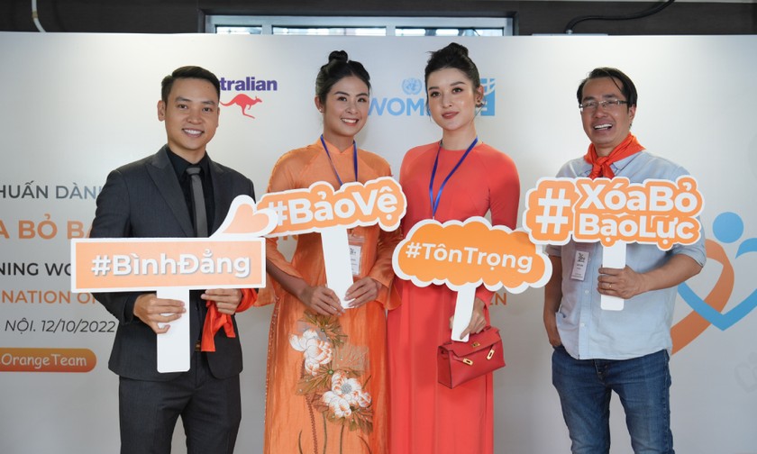 Hoa hậu Ngọc Hân, Á hậu Huyền My, ca sĩ Duy Khoa và nhà báo Trương Anh Ngọc cùng hướng ứng các chiến dịch bảo vệ phụ nữ, trẻ em, phòng chống bạo lực giới. 