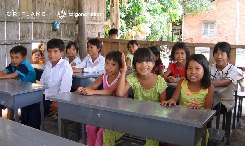 Chương trình bán hàng gây quỹ do Oriflame tổ chức trong tháng 10 nhằm đóng góp vào Quỹ Học bổng Phát triển Trẻ em của tổ chức từ thiện Saigon Children.