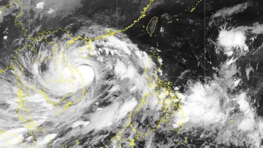 Cơn bão số 4 (Noru) đổ bộ vào miền Trung. Ảnh: Himawari