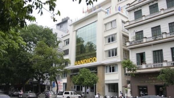 Hội đồng thành viên Handico đã quyết định kỷ luật Giám đốc Hacinco vì vi phạm qui định về phòng chống dịch COVID-19.