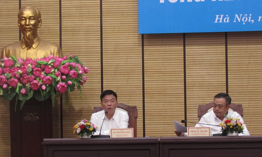 Bộ trưởng Lê Thành Long và Chủ tịch UBND TP Hà Nội Trần Sỹ Thanh đồng chủ trì Hội nghị.