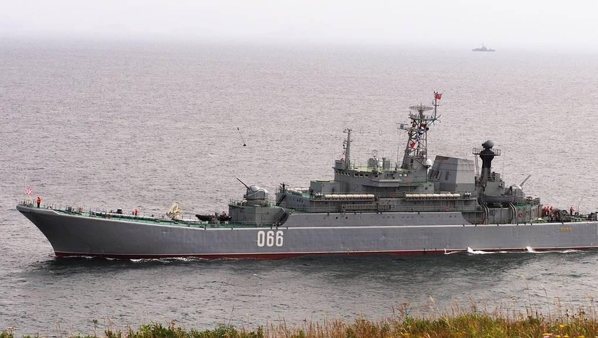 Tàu chiến của Nga.