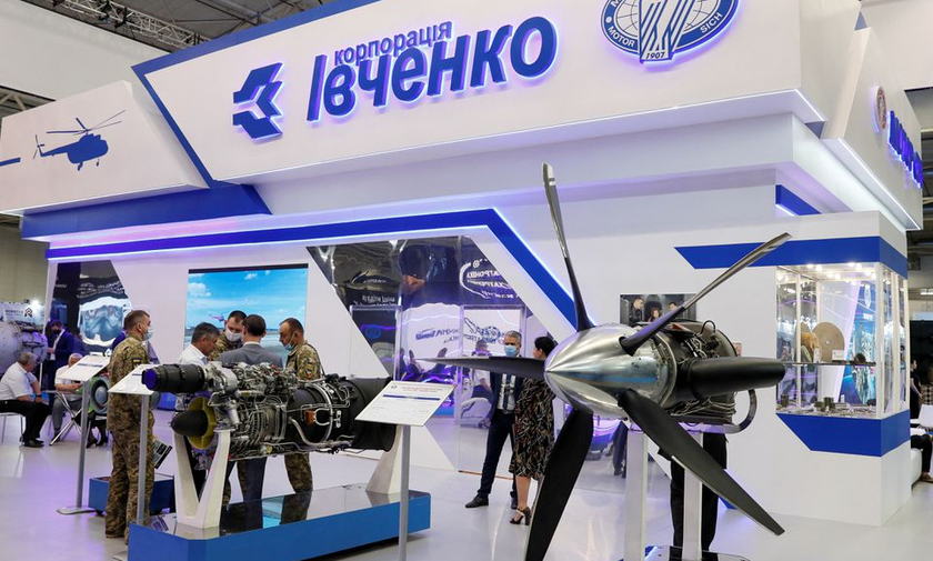 Khu trưng bày của Công ty Motor Sich và liên doanh "Corporation Ivchenko" tại một triển lãm hàng không.