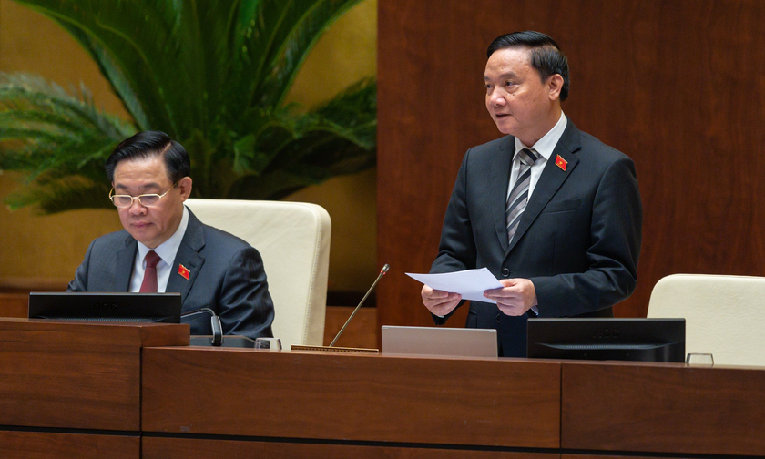 Phó Chủ tịch Quốc hội Nguyễn Khắc Định phát biểu kết luận Phiên họp.
