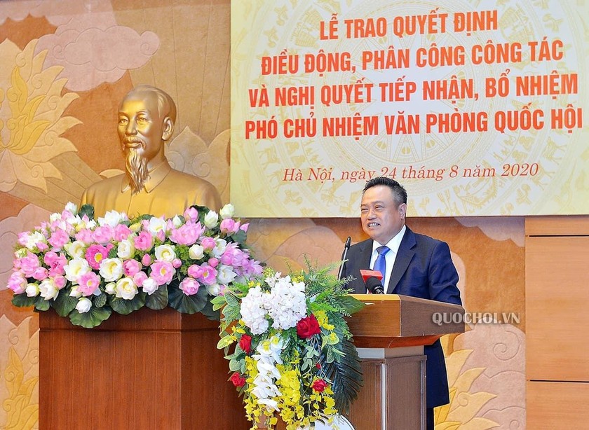 Ông Trần Sỹ Thanh phát biểu sau khi nhận nhiệm vụ Phó Chủ nhiệm Văn phòng Quốc Hội