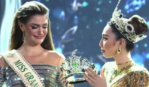Hoa hậu Hoà bình Quốc tế Thuỳ Tiên lộng lẫy khi trao vương miện cho người kế nhiệm