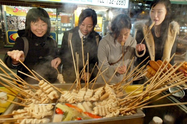 Những điều thú vị về món chả cá Odeng- “Viên ngọc” của ẩm thực Hàn Quốc |  Báo Pháp luật Việt Nam điện tử