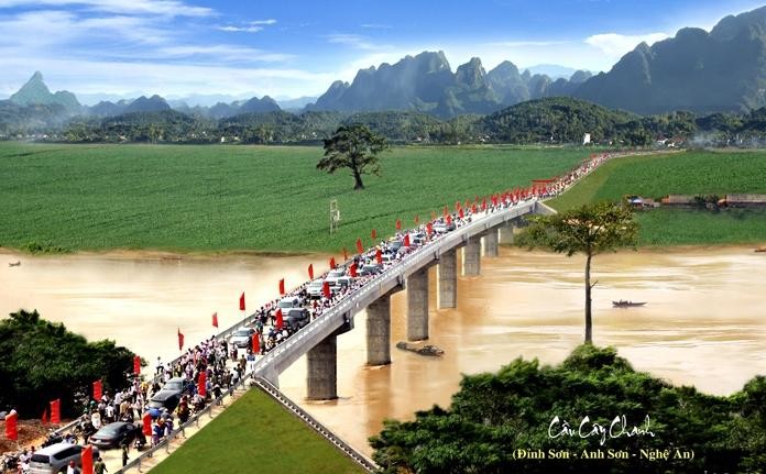 Cầu Cây Chanh huyện Anh Sơn.