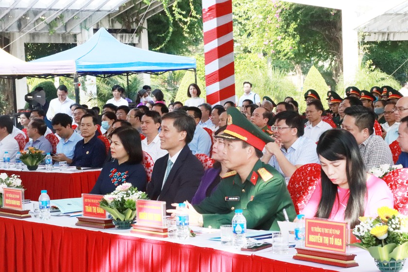 Mít tinh hưởng ứng Ngày Pháp luật Việt Nam tại Bắc Ninh ảnh 1