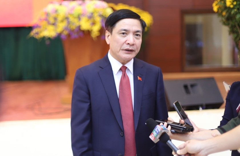 Bí thư Tỉnh ủy Đắk Lắk Bùi Văn Cường trả lời báo chí về việc thí điểm tuyển chọn chức danh bí thư huyện ủy của tỉnh.