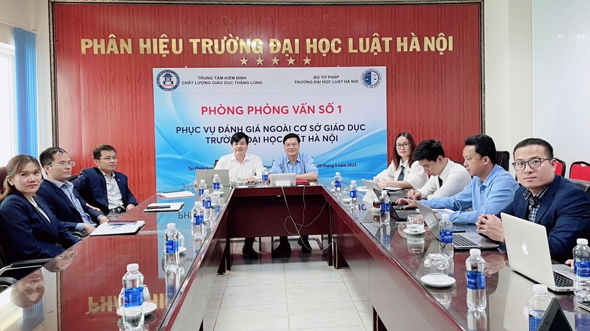 Phân hiệu Trường Đại học Luật Hà Nội tại Đắk Lắk tham dự Lễ khai mạc trực tuyến