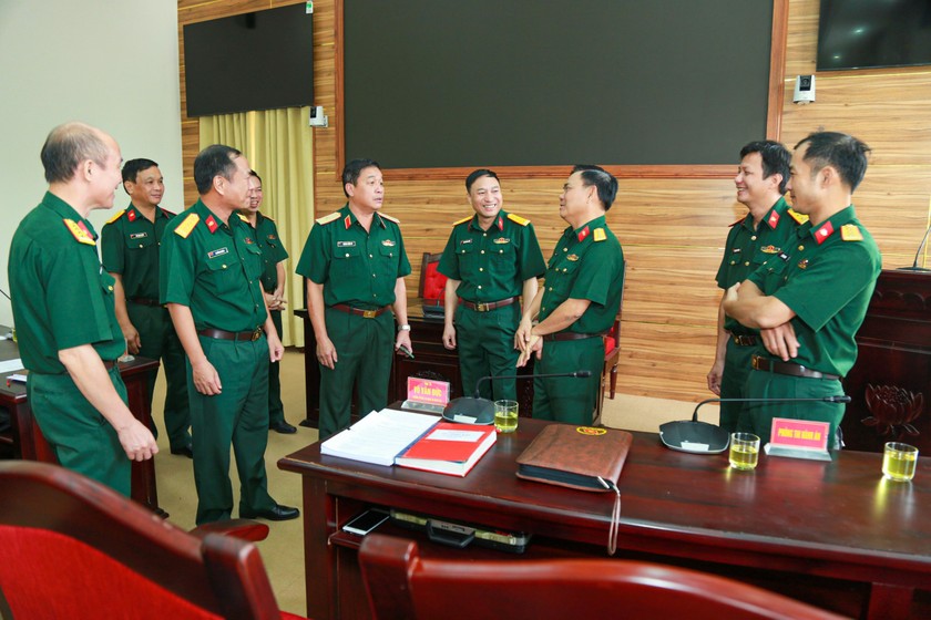 Đoàn kiểm tra công tác thi hành án dân sự của Cục Thi hành án làm việc với Thủ trưởng Bộ Tư lệnh và Phòng Thi hành án Quân khu 5 năm 2022