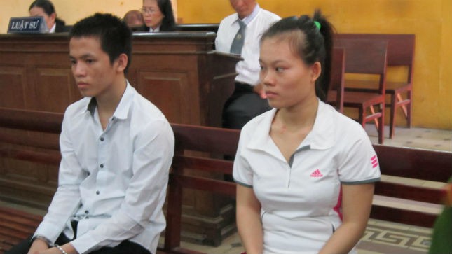  Nguyễn Minh Tâm và Trương Thị Mỹ Châu bị TAND tỉnh Đồng Tháp đưa  ra xét xử về tội hiếp dâm trẻ em.