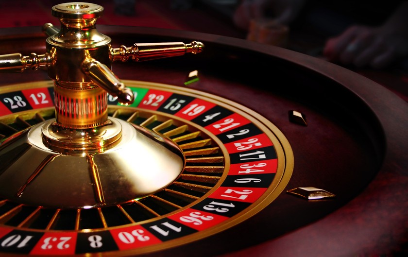 Từ hôm nay, muốn vào chơi casino phải chứng minh có thu nhập từ 10 triệu đồng trở lên